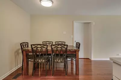 219 Kendrick Court #219, Schaumburg, IL 60194 - Photo 9