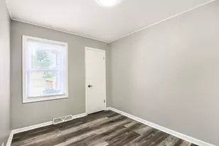 15013 Springfield Ave, Midlothian, IL 60445 - Photo 13