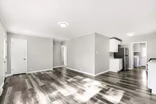 15013 Springfield Ave, Midlothian, IL 60445 - Photo 3