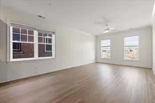 2500 Green Bay Rd, Evanston, IL 60201 - Photo 9