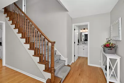 27W228 Heather Lane, Winfield, IL 60190 - Photo 3