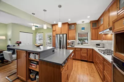 627 S East Avenue, Oak Park, IL 60304 - Photo 9