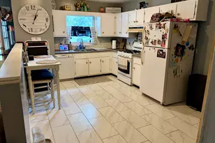 6 Blair Ct, Clifton, IL 61727 - Photo 5