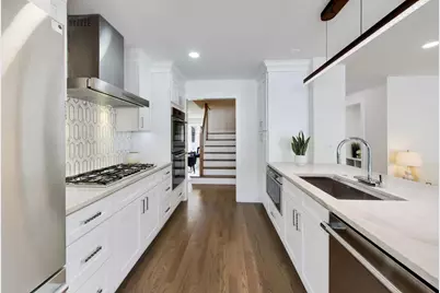 6850 Latrobe Avenue, Skokie, IL 60077 - Photo 5