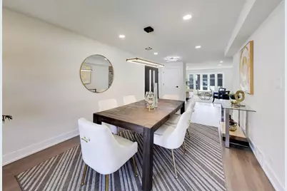 6850 Latrobe Avenue, Skokie, IL 60077 - Photo 15