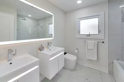 6850 Latrobe Avenue, Skokie, IL 60077 - Photo 25