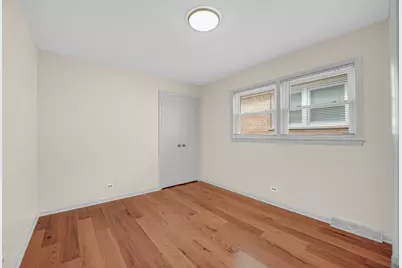 7520 W Carmen Avenue, Harwood Heights, IL 60706 - Photo 7