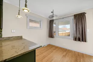 7520 W Carmen Ave, Harwood Heights, IL 60706 - Photo 13