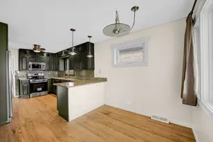 7520 W Carmen Ave, Harwood Heights, IL 60706 - Photo 11