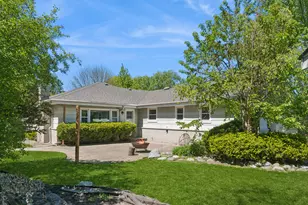 1663 Longvalley Dr, Northbrook, IL 60062 - Photo 5