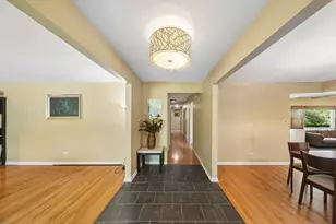 1663 Longvalley Dr, Northbrook, IL 60062 - Photo 7