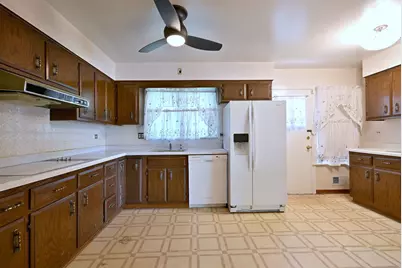 4409 W Lunt Avenue, Lincolnwood, IL 60712 - Photo 15