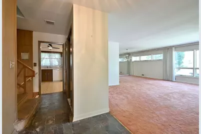 4409 W Lunt Avenue, Lincolnwood, IL 60712 - Photo 7