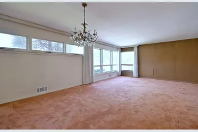 4409 W Lunt Avenue, Lincolnwood, IL 60712 - Photo 13