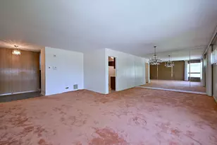 4409 W Lunt Ave, Lincolnwood, IL 60712 - Photo 9