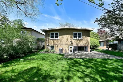 4409 W Lunt Avenue, Lincolnwood, IL 60712 - Photo 5