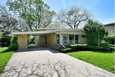4409 W Lunt Avenue, Lincolnwood, IL 60712 - Photo 1