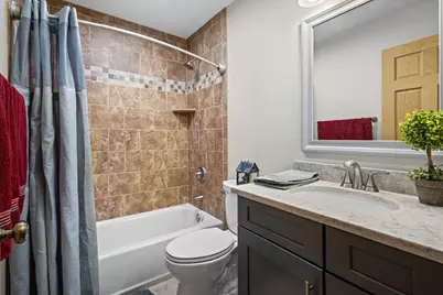 338 Essex Court #4, Wood Dale, IL 60191 - Photo 13