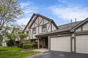 338 Essex Ct, Wood Dale, IL 60191 - Photo 1