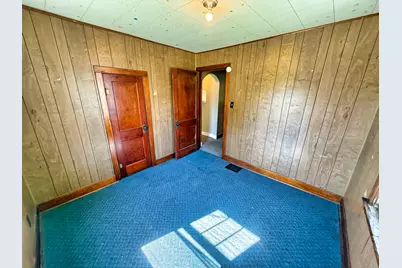 426 S Locust Street, Flora, IL 62839 - Photo 33