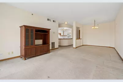 7450 N Waukegan Road #505, Niles, IL 60714 - Photo 7