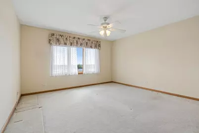 7450 N Waukegan Road #505, Niles, IL 60714 - Photo 15