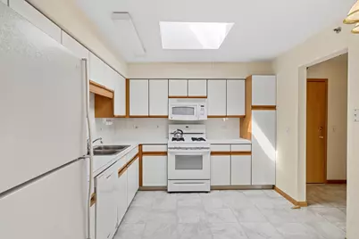 7450 N Waukegan Road #505, Niles, IL 60714 - Photo 11