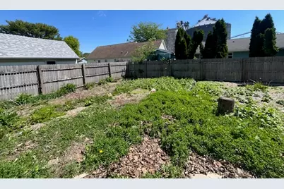318 S Worth Street, Sullivan, IL 61951 - Photo 27