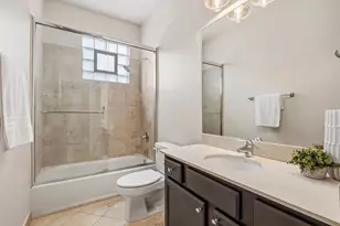 2243 N Lister Ave, Chicago, IL 60614 - Photo 17