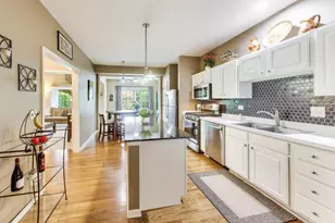 3946 Balmoral Ct, Rolling Meadows, IL 60008 - Photo 5