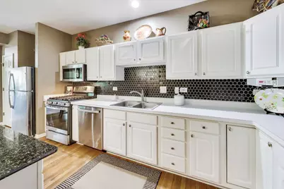 3946 Balmoral Court, Rolling Meadows, IL 60008 - Photo 13