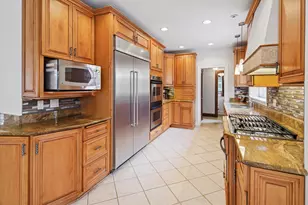 5873 N Forest Glen Ave, Chicago, IL 60646 - Photo 11