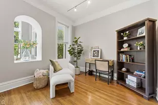 628 W Sheridan Rd, Chicago, IL 60613 - Photo 3