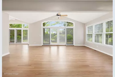 2S560 Seneca Drive, Wheaton, IL 60189 - Photo 9