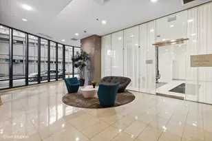 225 N Columbus Dr, Chicago, IL 60601 - Photo 17