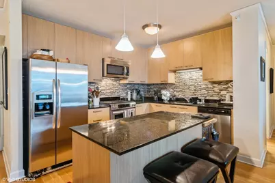 225 N Columbus Drive #6608, Chicago, IL 60601 - Photo 5