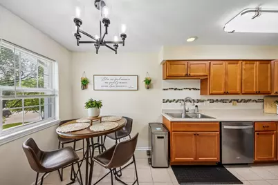 1344 Orleans Drive, Mundelein, IL 60060 - Photo 9