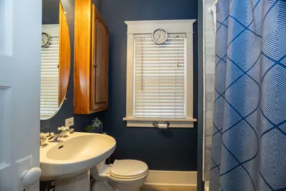 219 W Oak Avenue, Wheaton, IL 60187 - Photo 15