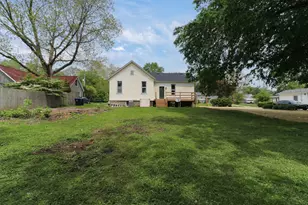 1308 W Market St, Bloomington, IL 61701 - Photo 35