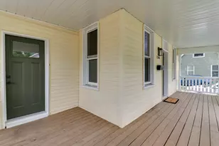 1308 W Market St, Bloomington, IL 61701 - Photo 5