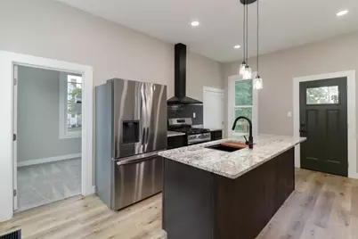 1308 W Market Street, Bloomington, IL 61701 - Photo 15