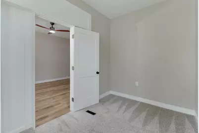 1308 W Market Street, Bloomington, IL 61701 - Photo 31