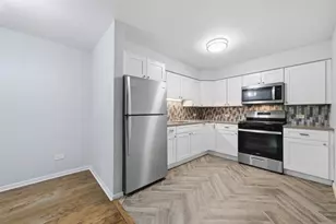 1363 Perry St, Des Plaines, IL 60016 - Photo 13
