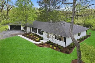 1920 Thornwood Ln, Riverwoods, IL 60015 - Photo 3