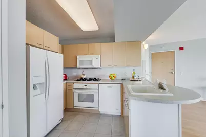 1720 Maple Avenue #2070, Evanston, IL 60201 - Photo 7