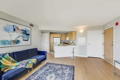 1720 Maple Avenue #2070, Evanston, IL 60201 - Photo 5