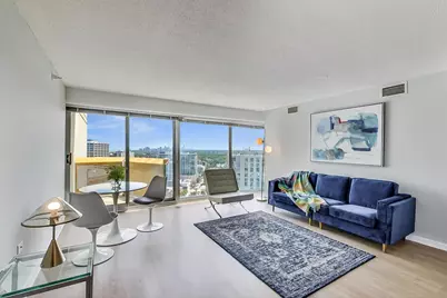 1720 Maple Avenue #2070, Evanston, IL 60201 - Photo 3