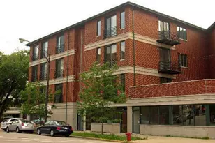 842 N Racine Ave, Chicago, IL 60642 - Photo 1