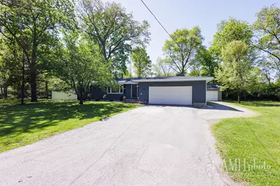 6186 E 260 S Road, Saint Anne, IL 60964 - Photo 7
