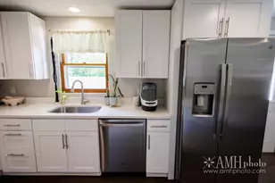 6186 E 260S Rd, Saint Anne, IL 60964 - Photo 25